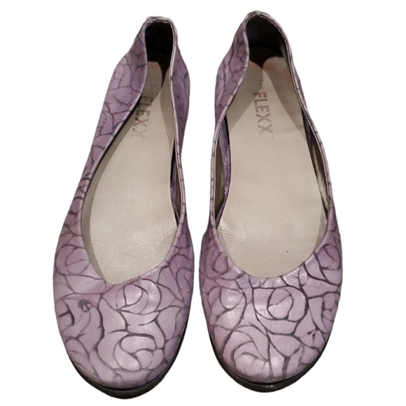 The FLEXX Women Ballet leather loafer slip on shoes sz 8B - Picture 1 of 13